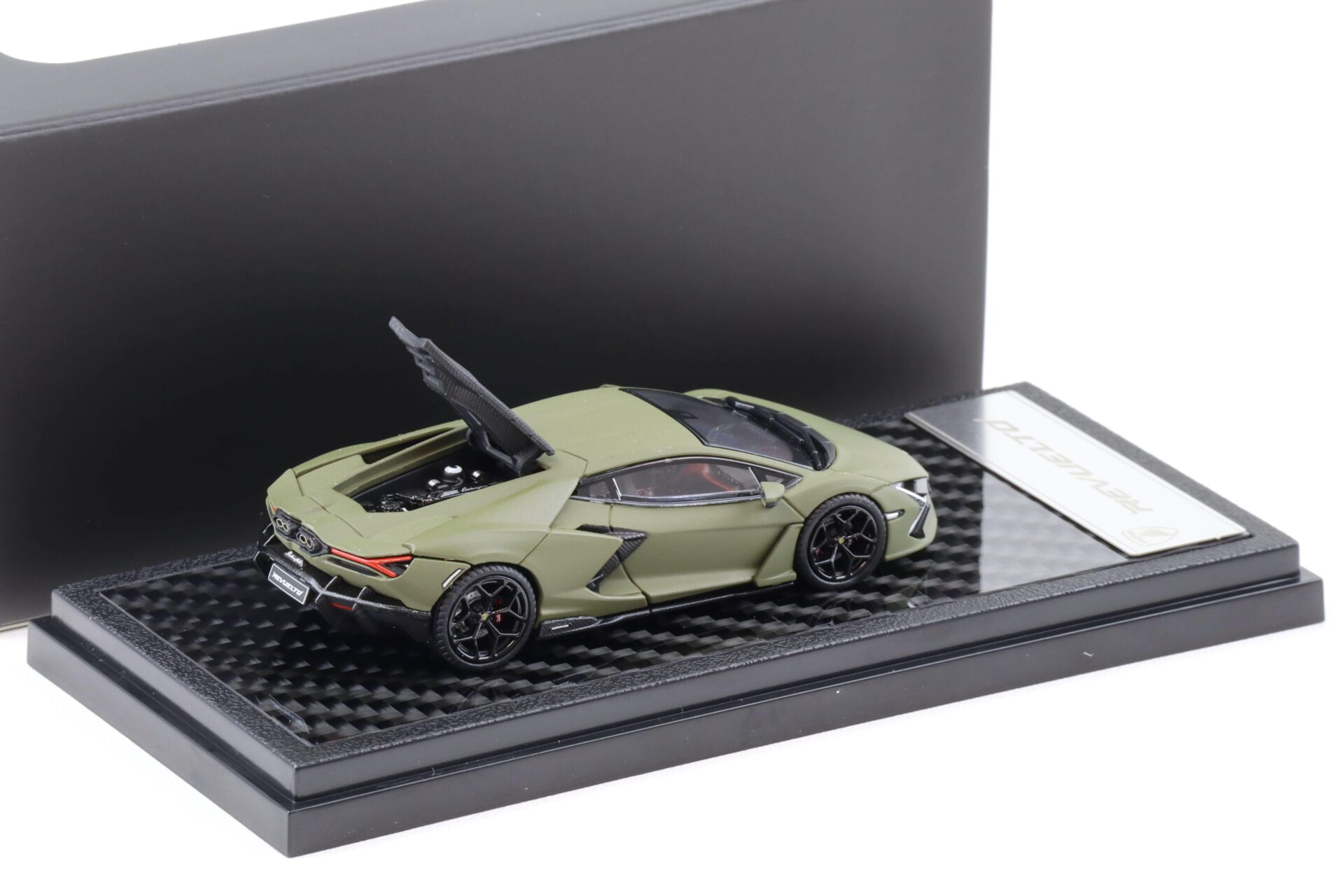 1:64 LCD Models Lamborghini Revuelto Coupe matte green LCD64042-MG