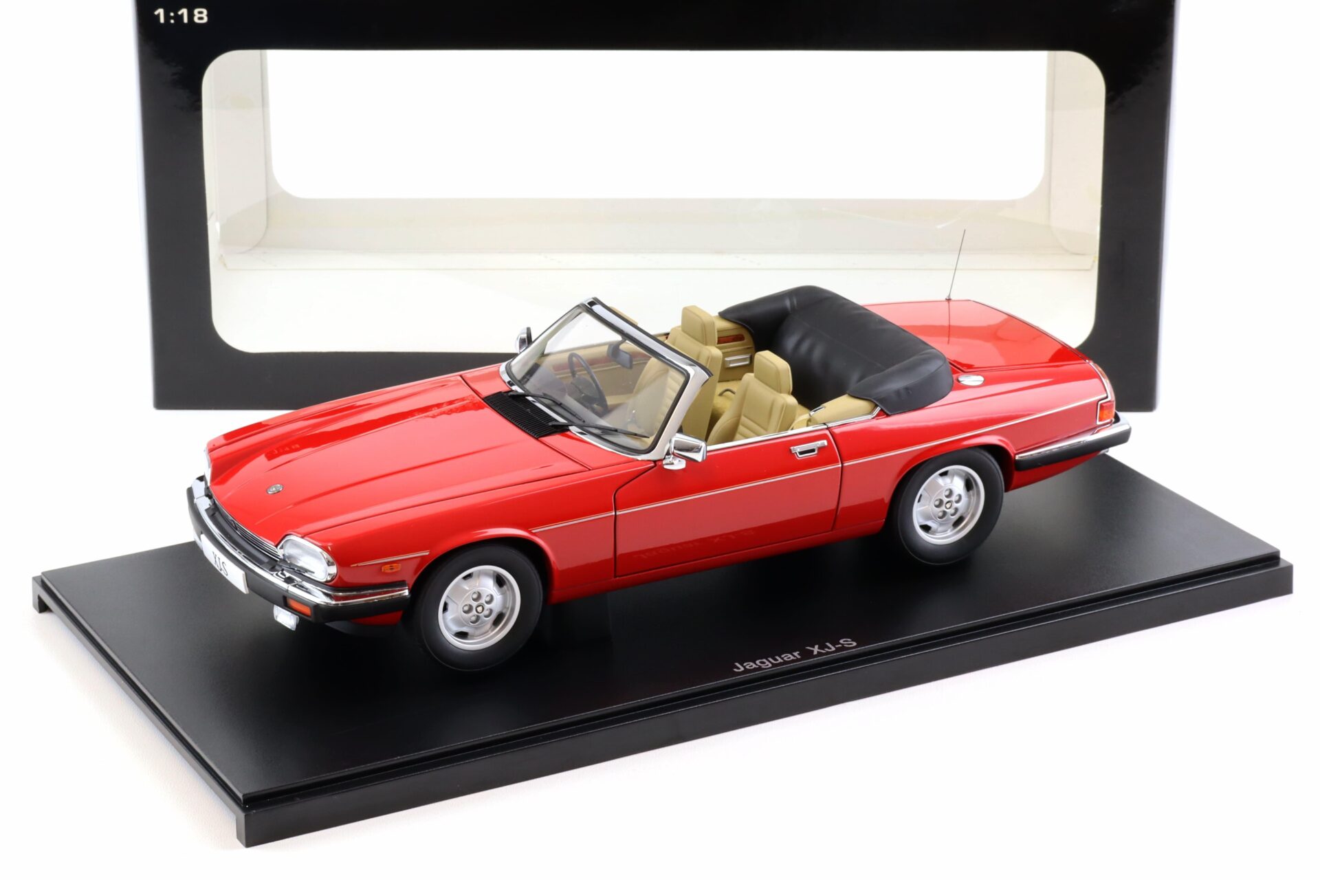 1:18 AUTOart Jaguar XJ-S V12 Convertible red 73572