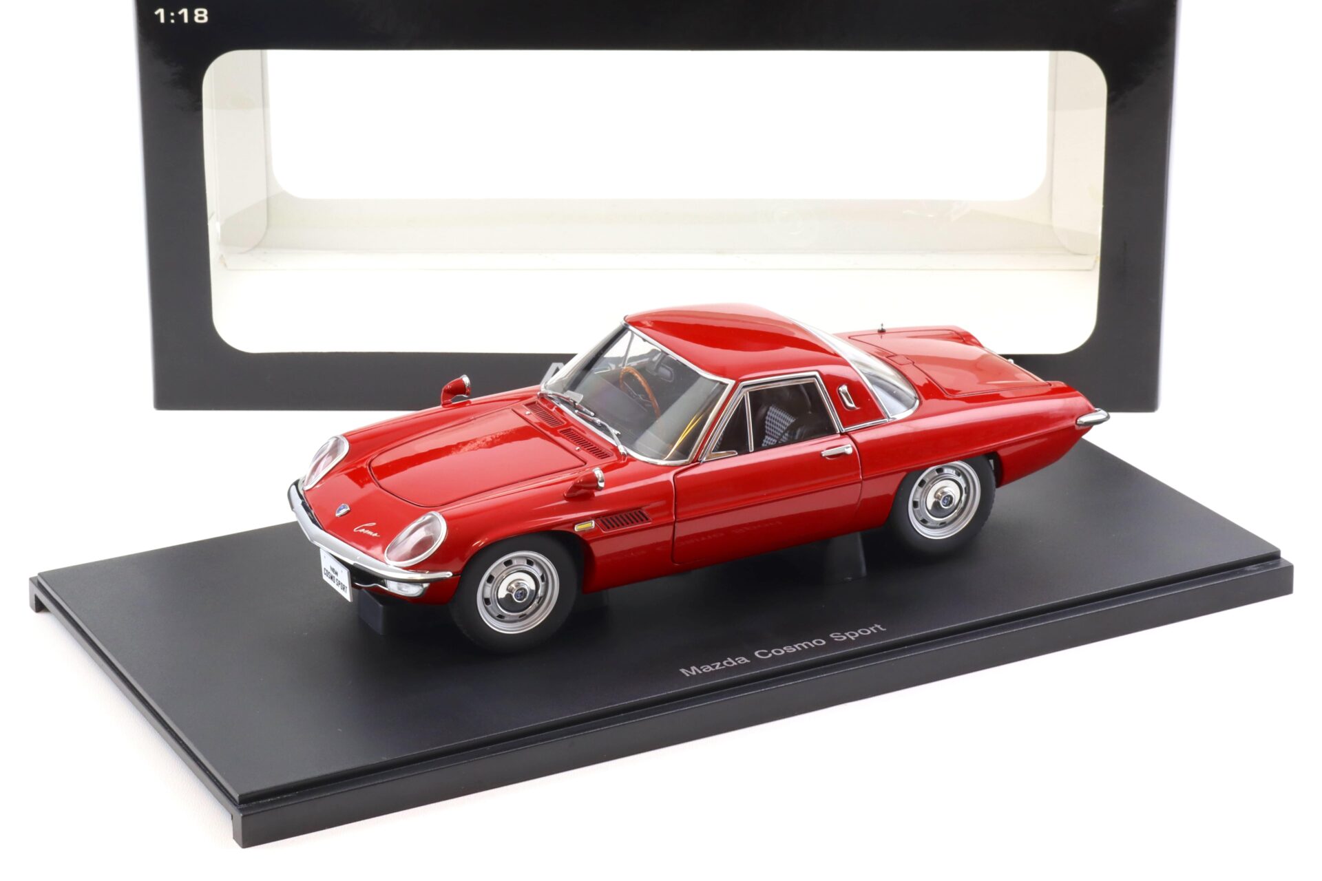 1:18 AUTOart Mazda Cosmo Sport red 75932