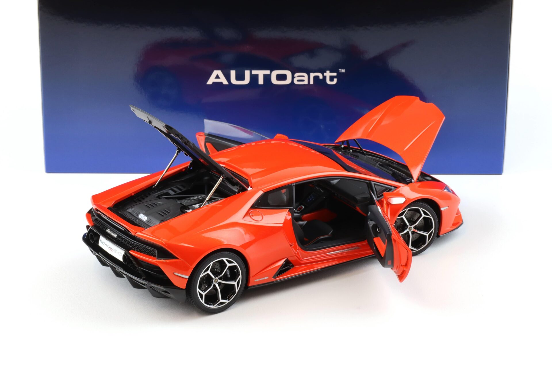 1:18 AUTOart Lamborghini Huracan Evo 2019 arancio xanto orange 79214