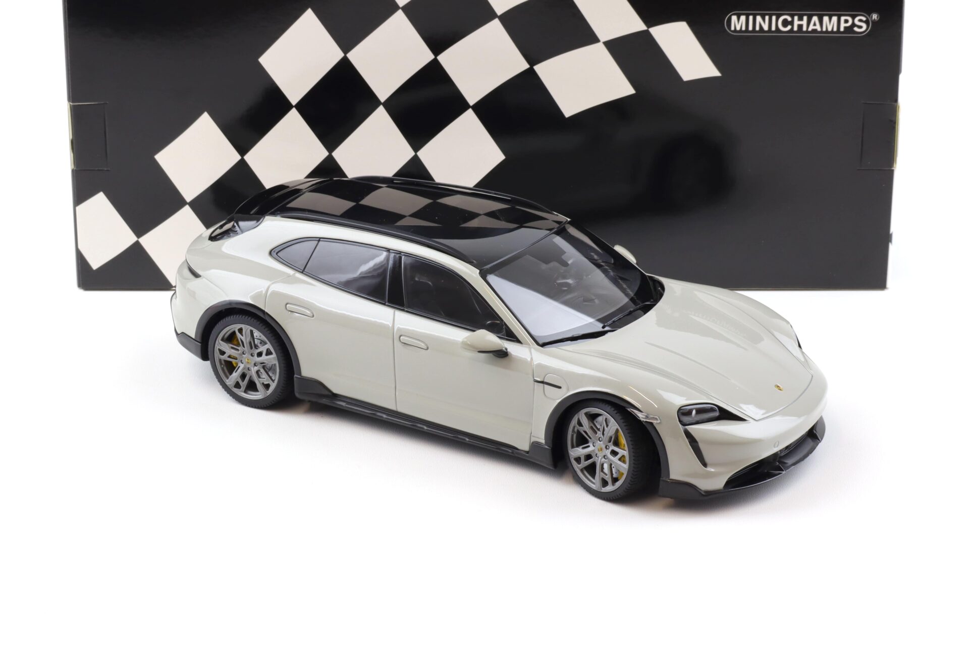 1:18 Minichamps Porsche Taycan Turbo S Cross Turismo 2021 Chalk grey