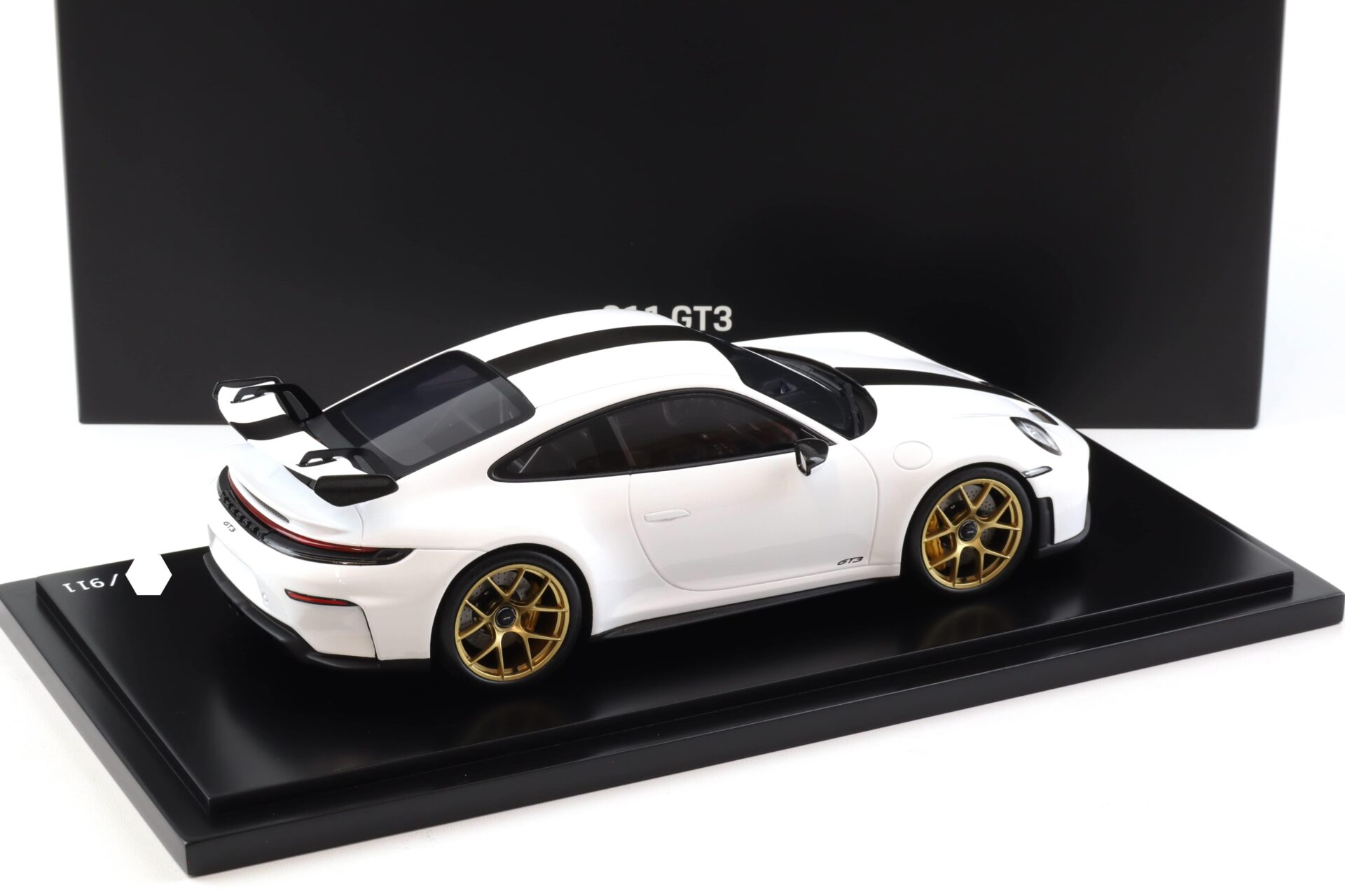 1:18 Spark Porsche 911 992.2 GT3 Coupe white/ gold wheels WAP DEALER