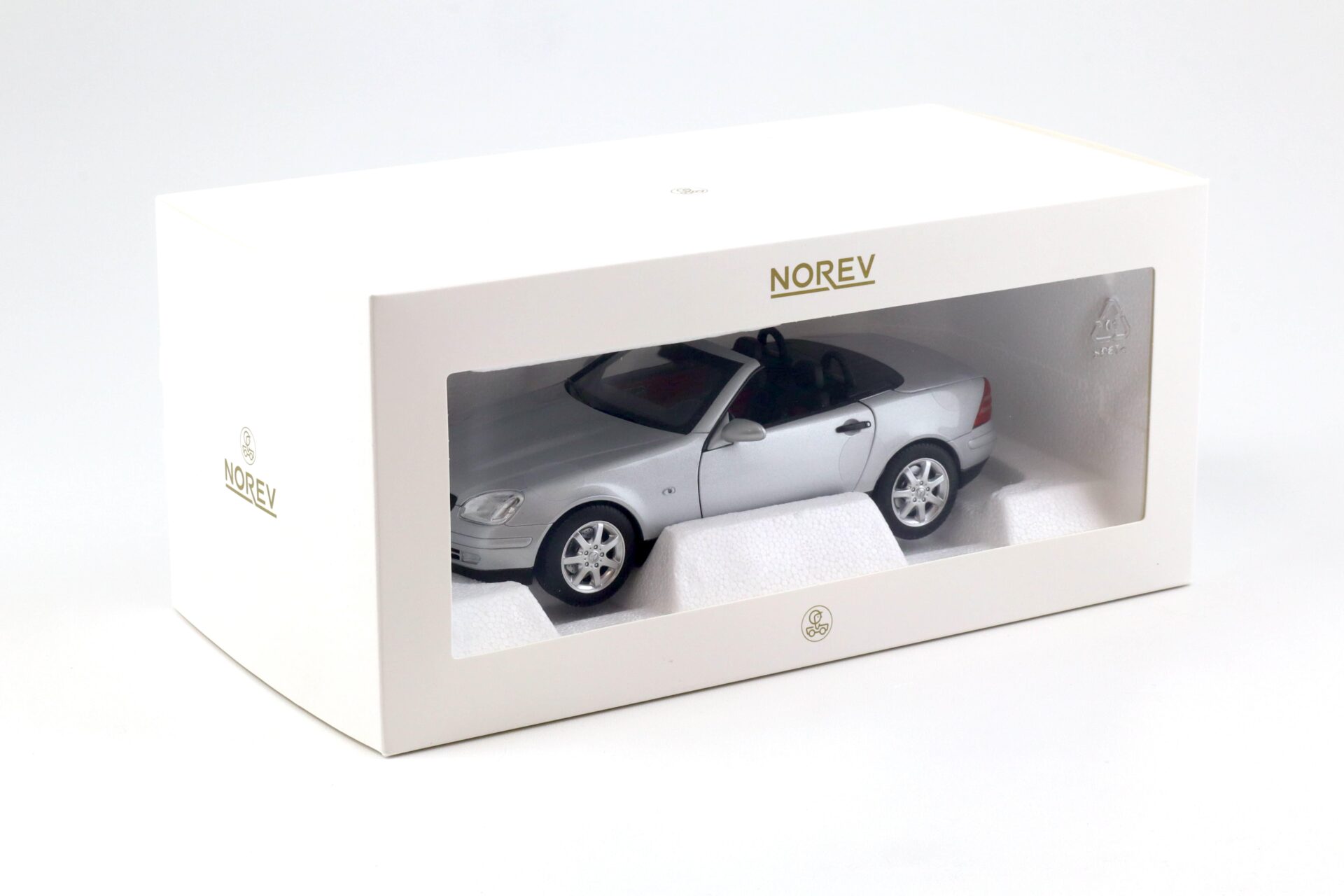 1:18 Norev Mercedes SLK 1996 R170 Brilliant silver 183020