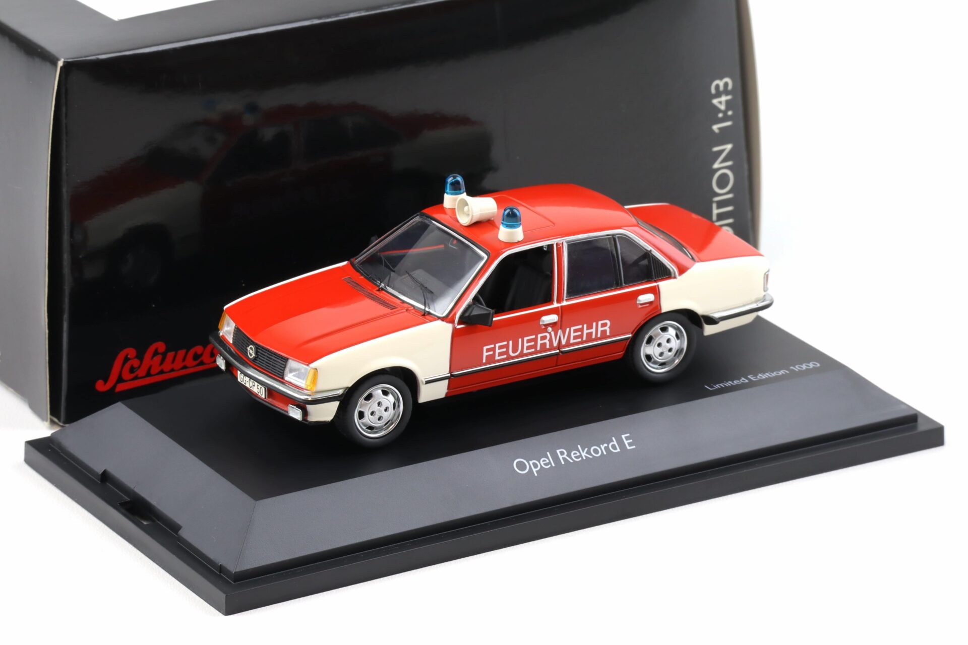 ID 103163 orig.jpg 1:43 Schuco Opel Rekord E Sedan Feuerwehr white/ red