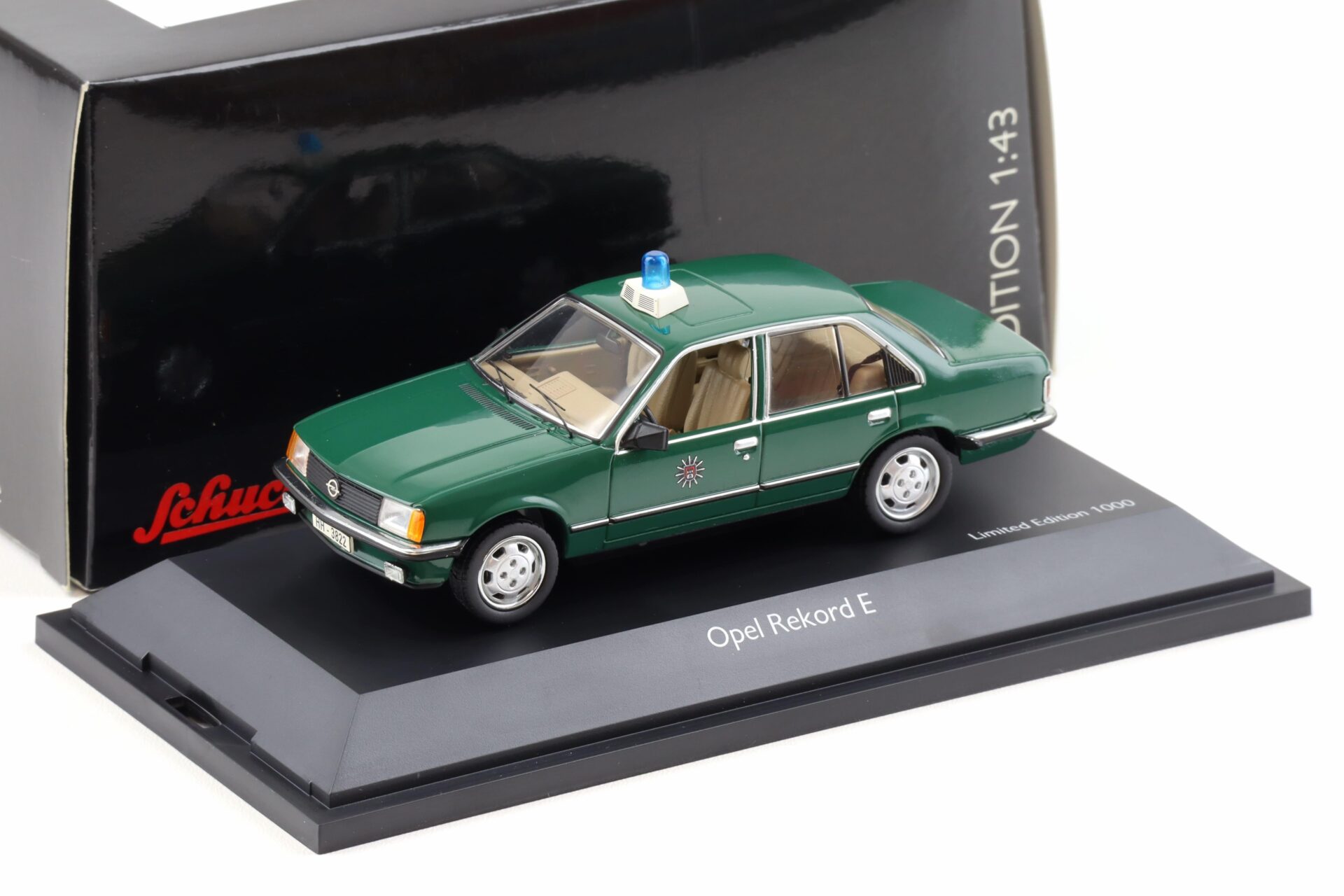 ID 103164 orig.jpg 1:43 Schuco Opel Rekord E Sedan Polizei Hamburg dark green