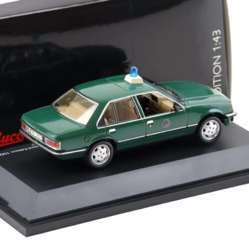 1:43 Schuco Opel Rekord E Sedan Polizei Hamburg dark green