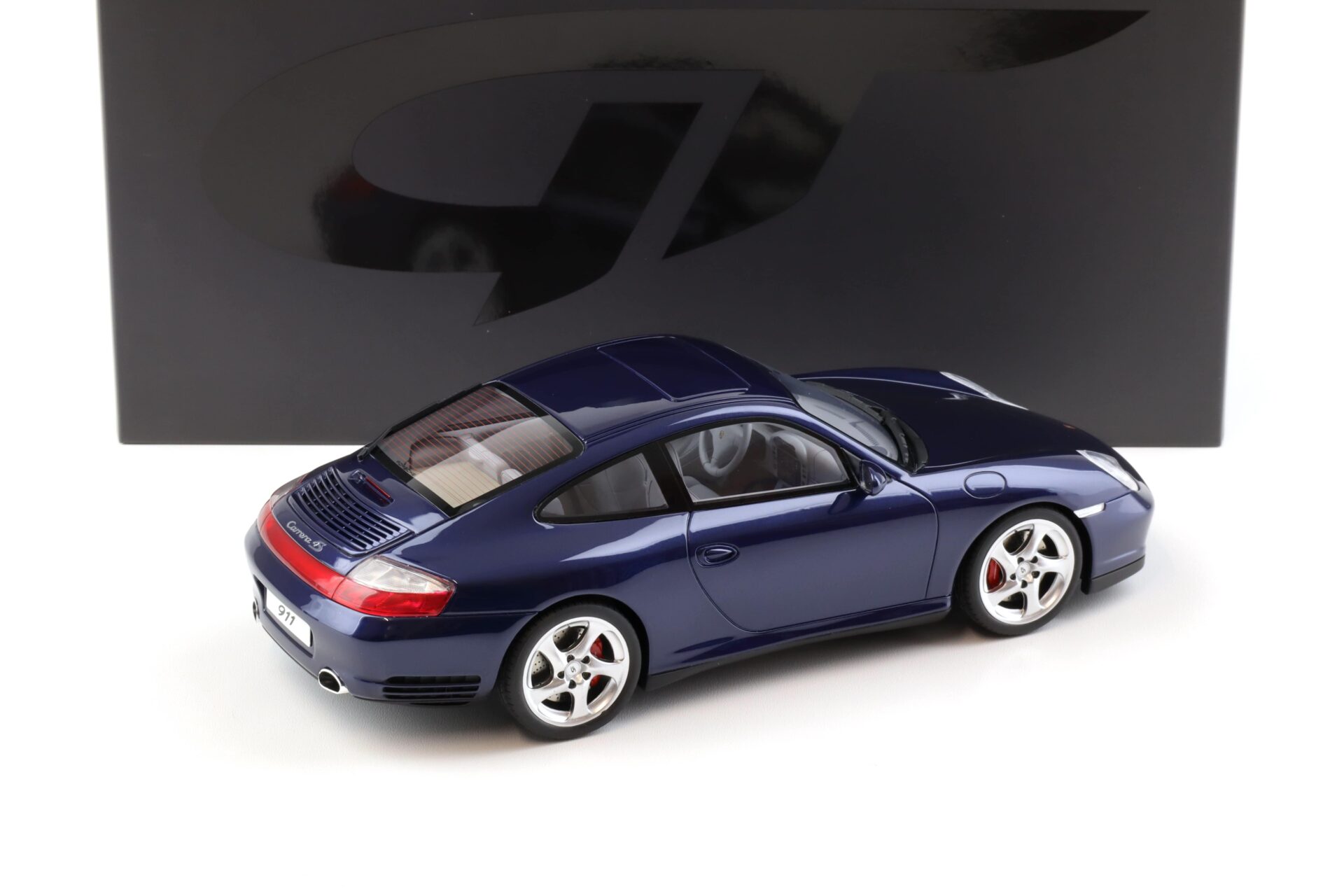 1:18 GT Spirit GT938 Porsche 911 996 Carrera 4S Coupe dark blue 2002