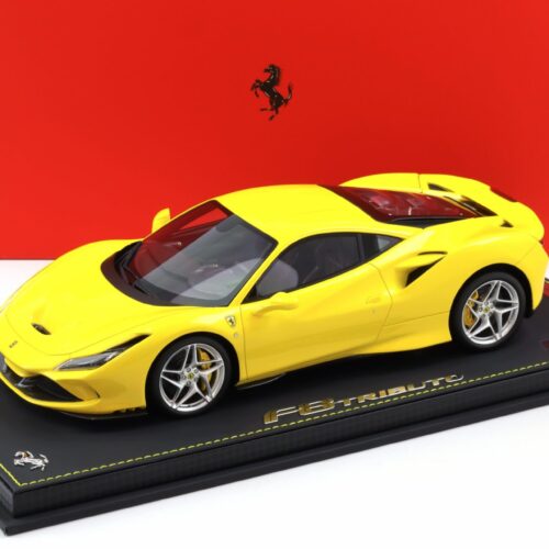 1:18 BBR Ferrari F8 Tributo Giallo Modena with display - Limited 24 pcs.