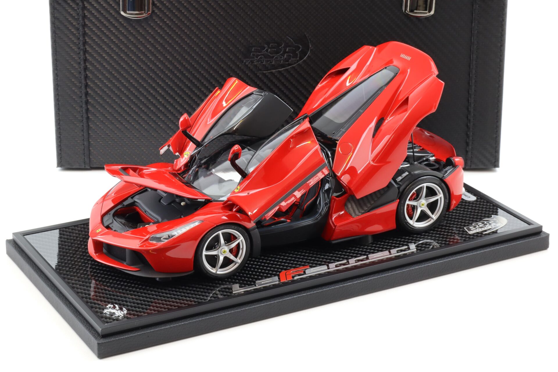 ID_103651_orig-1.jpg 1:18 BBR Ferrari LaFerrari Rosso Corsa red 4P seatbelt red Special Pack - Limited 20 pcs.