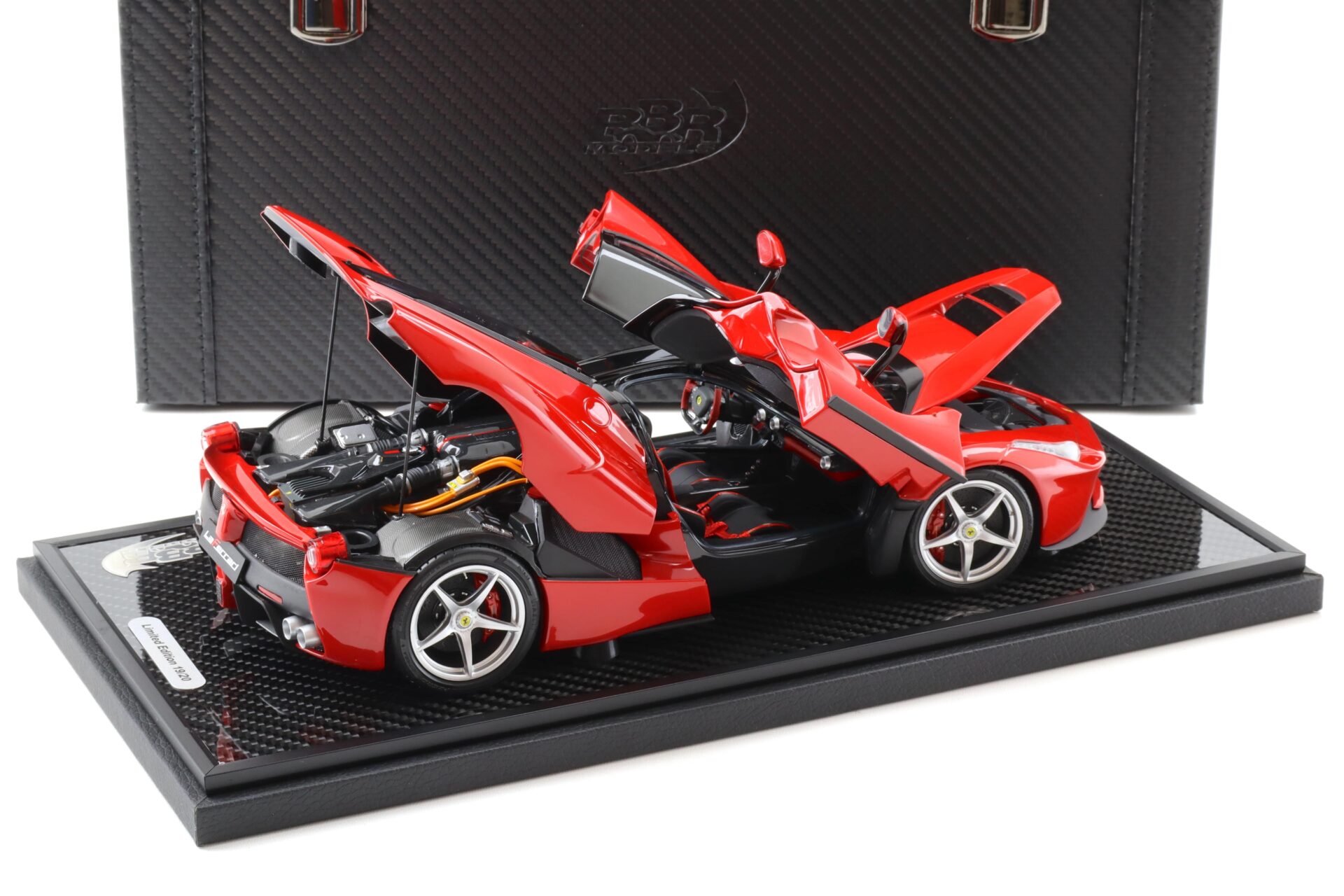 1:18 BBR Ferrari LaFerrari Rosso Corsa red 4P seatbelt red Special Pack - Limited 20 pcs.