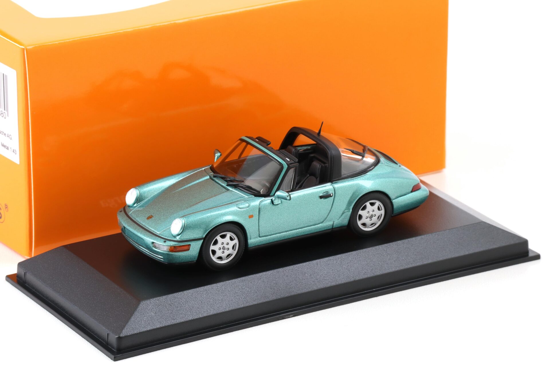 ID 103717 orig 1.jpg 1:43 Minichamps Maxichamps Porsche 911 964 Carrera 2 Targa 1991 green metallic