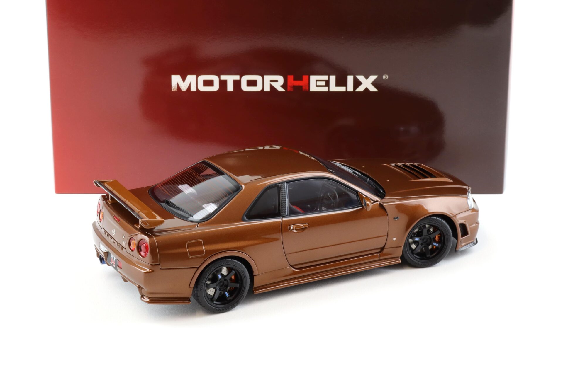 1:18 Motorhelix Nissan Skyline R34 Customized metallic bronze M83414