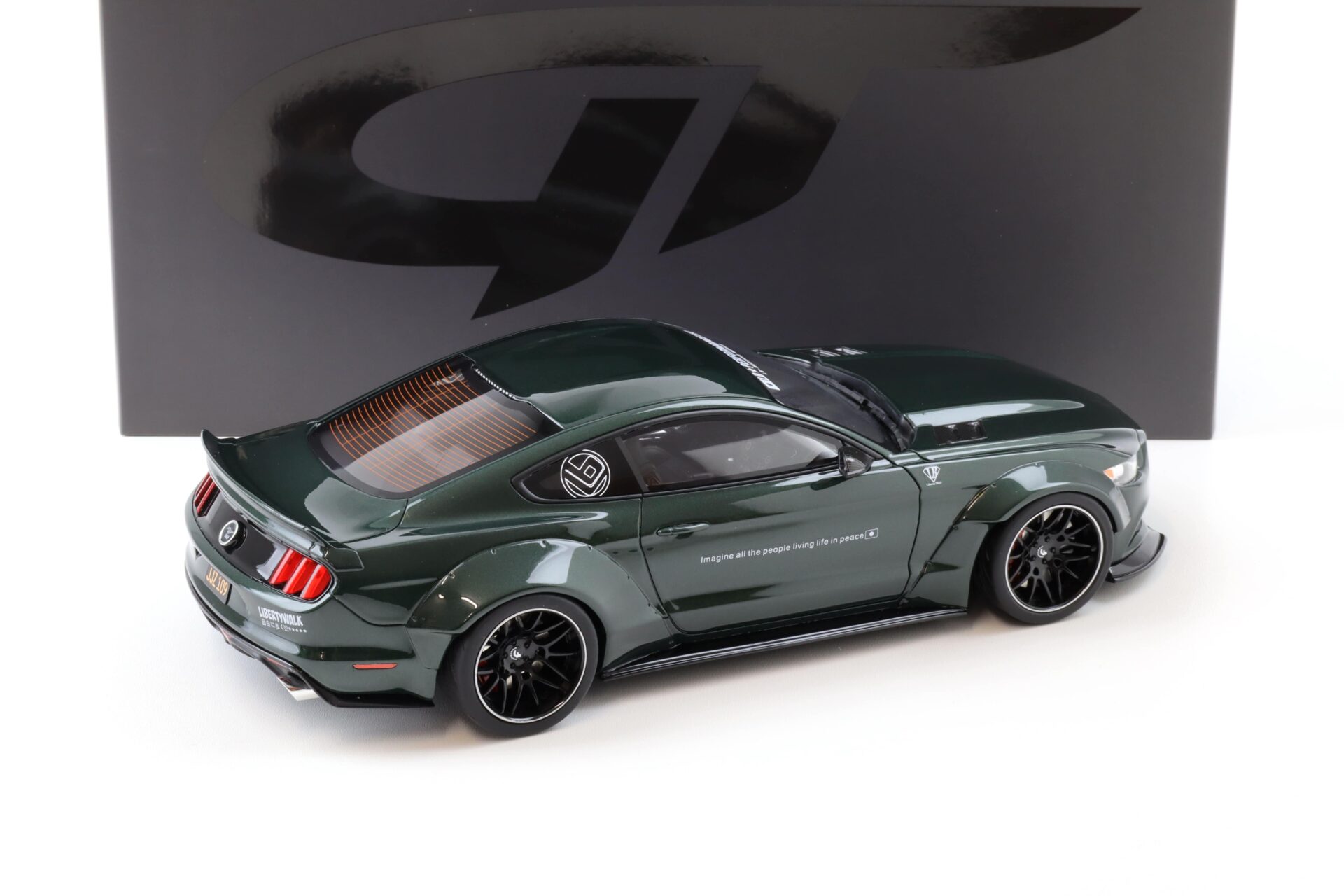 1:18 GT Spirit GT838 Ford Mustang by LB- Works Performance Highland green 2017