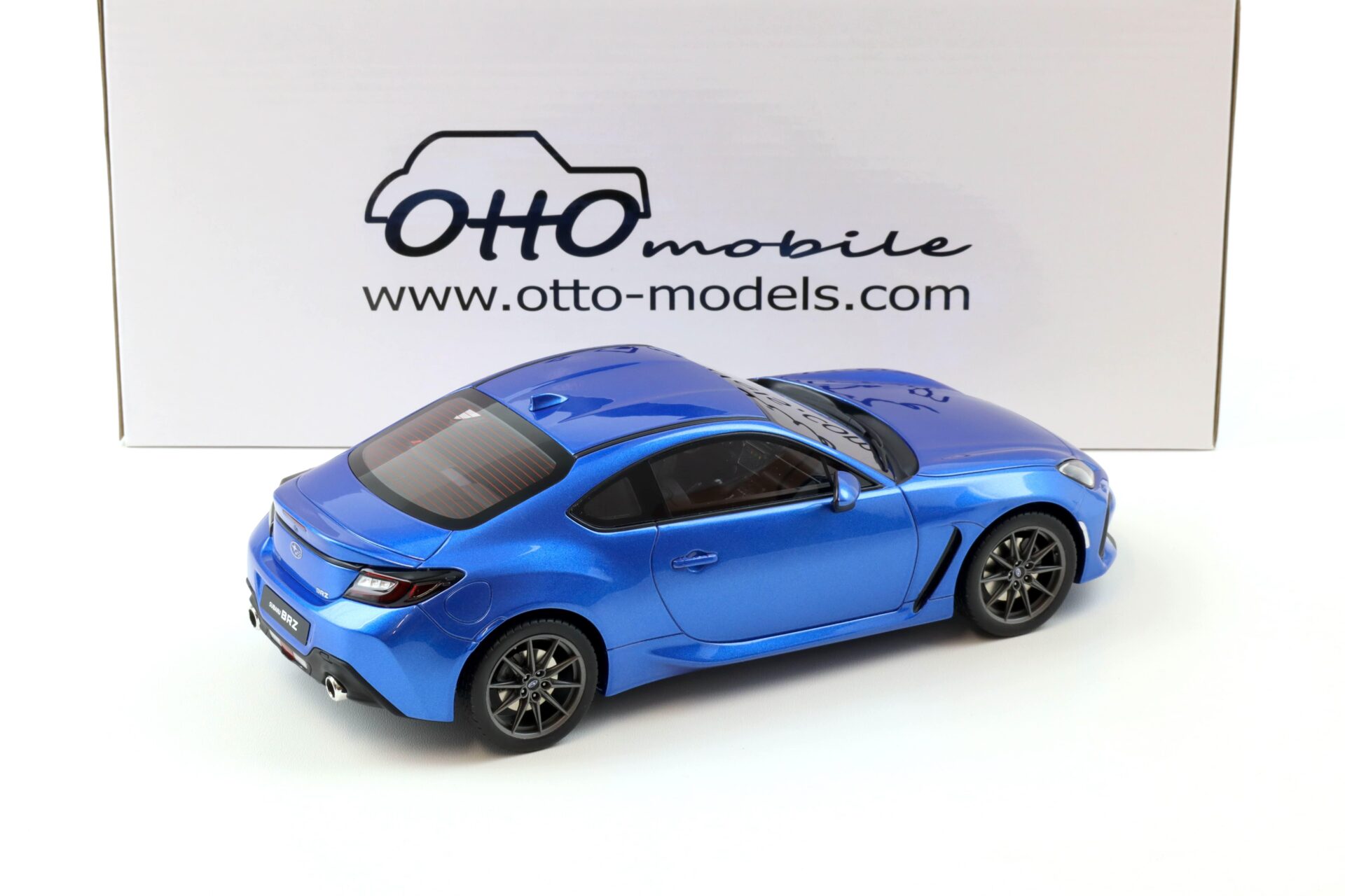 1:18 OTTO mobile OT498 Subaru BRZ WR Coupe blue pearl 2024