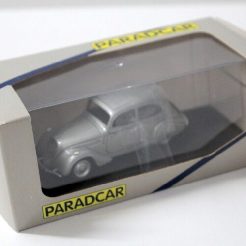 1:43 Paradcar Peugeot 202 Berline 1938 silver-grey