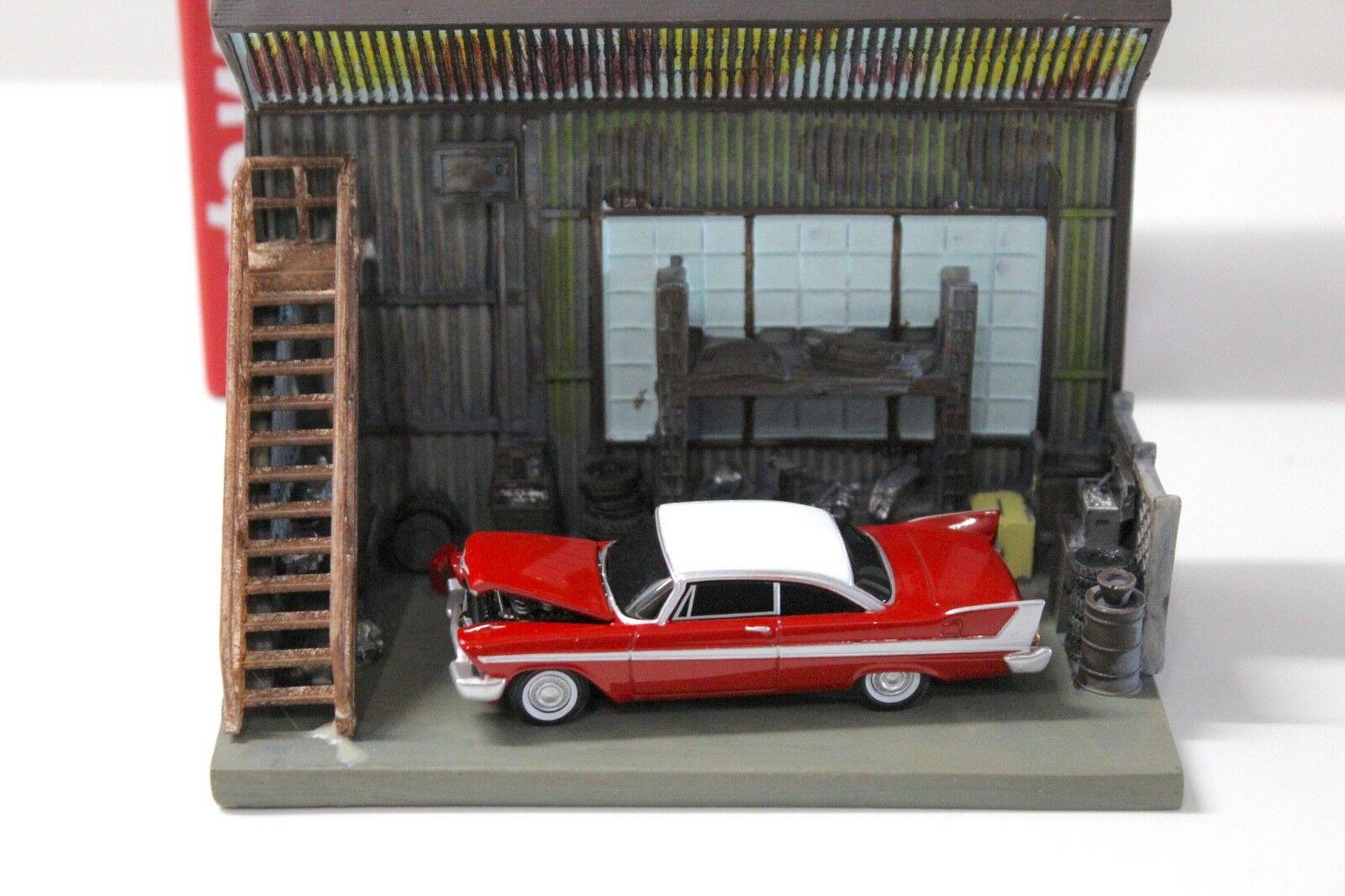 1:64 Auto World Plymouth Fury 1958 *CHRISTINE DIORAMA* red