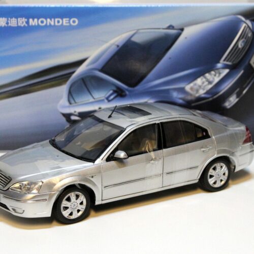 1:18 CHANGAN Ford Mondeo Sedan 2004 silver DEALER VERSION