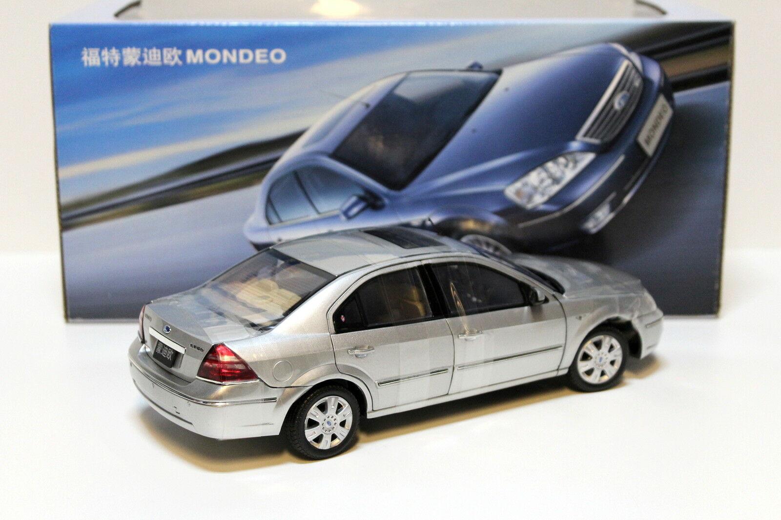 1:18 CHANGAN Ford Mondeo Sedan 2004 silver DEALER VERSION