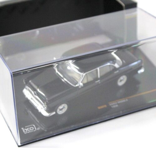 1:43 IXO Simca Ariane 8 black 1958