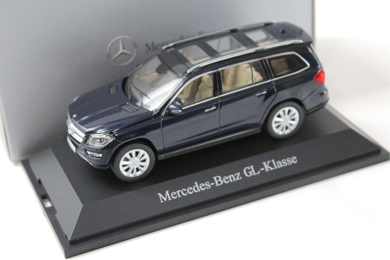 ID 50337 orig.jpg 1:43 Norev Mercedes GL-Klasse X166 dark blue DEALER VERSION