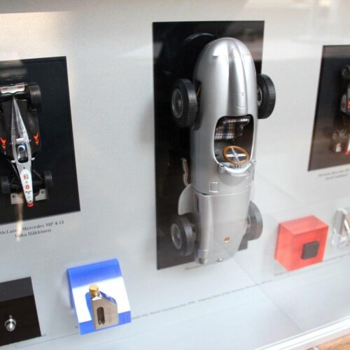 Mercedes-Benz Edition SILVER ARROWS SET 1998 1:43 &1:18 Limited Edition 216/500