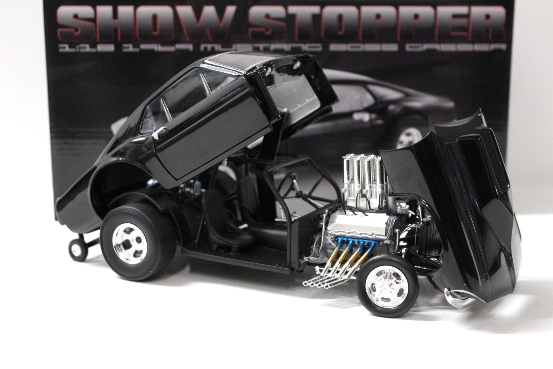 1:18 GMP 1969 Ford Mustang Boss Gasser SHOW STOPPER triple gloss black