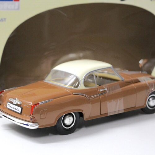 1:18 Revell Borgward Isabella Coupe brown/ white