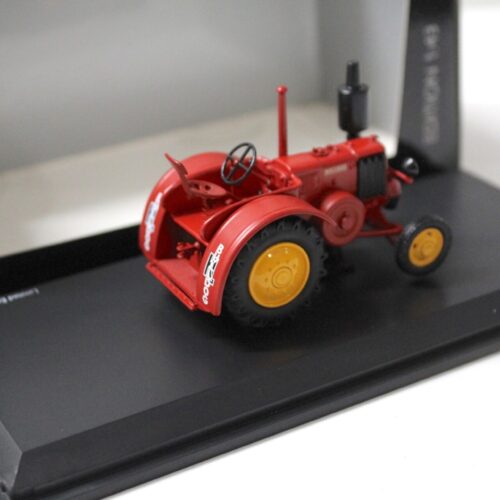 1:43 Schuco K.L. Bulldog Traktor red