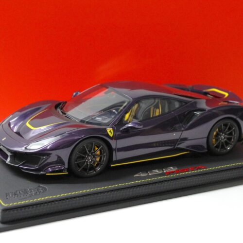 1:18 BBR Ferrari 488 Pista Hong Kong Violet/ yellow stripes Limited 24 pcs.