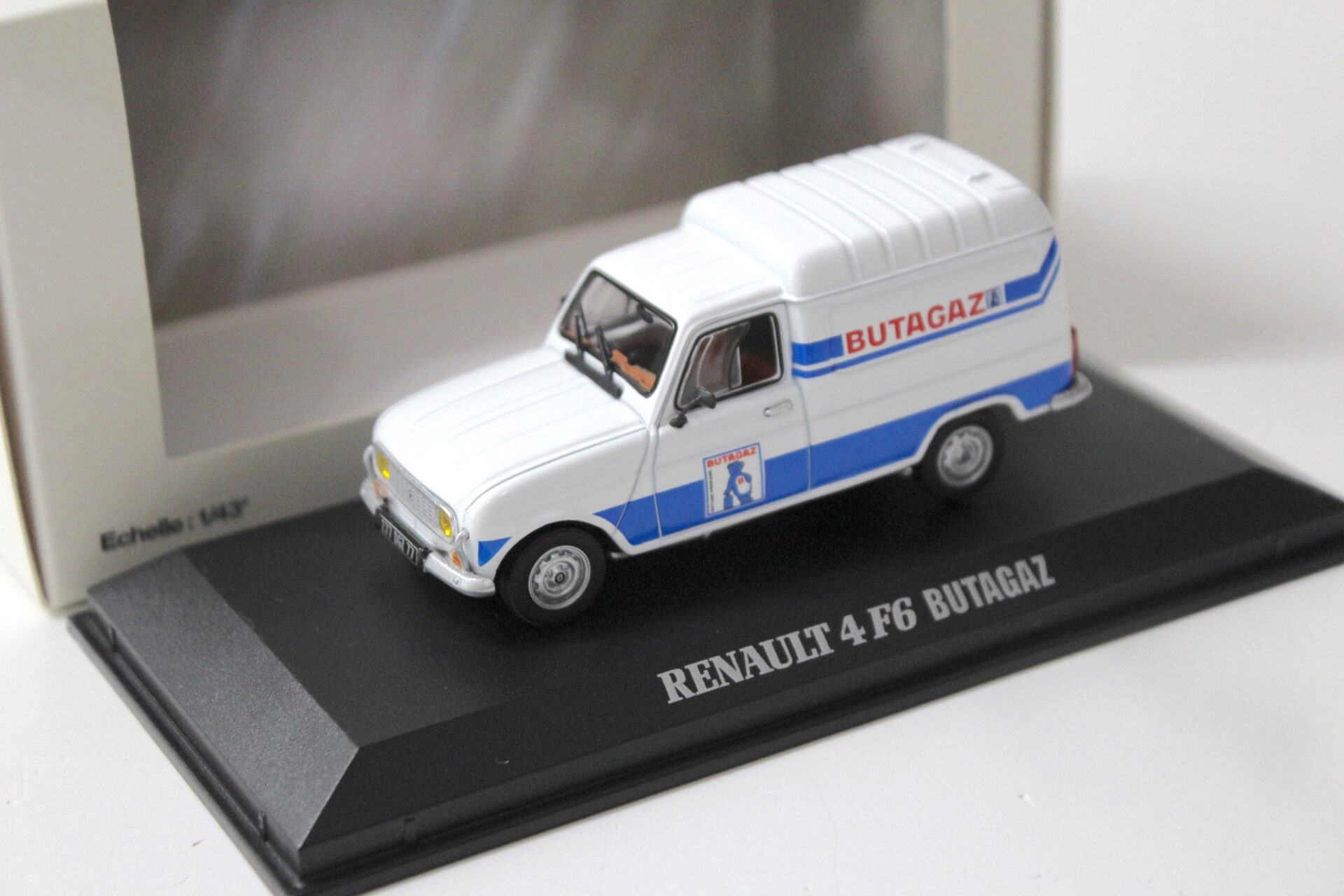 1:43 Norev Renault 4 F6 Butagaz white/ blue
