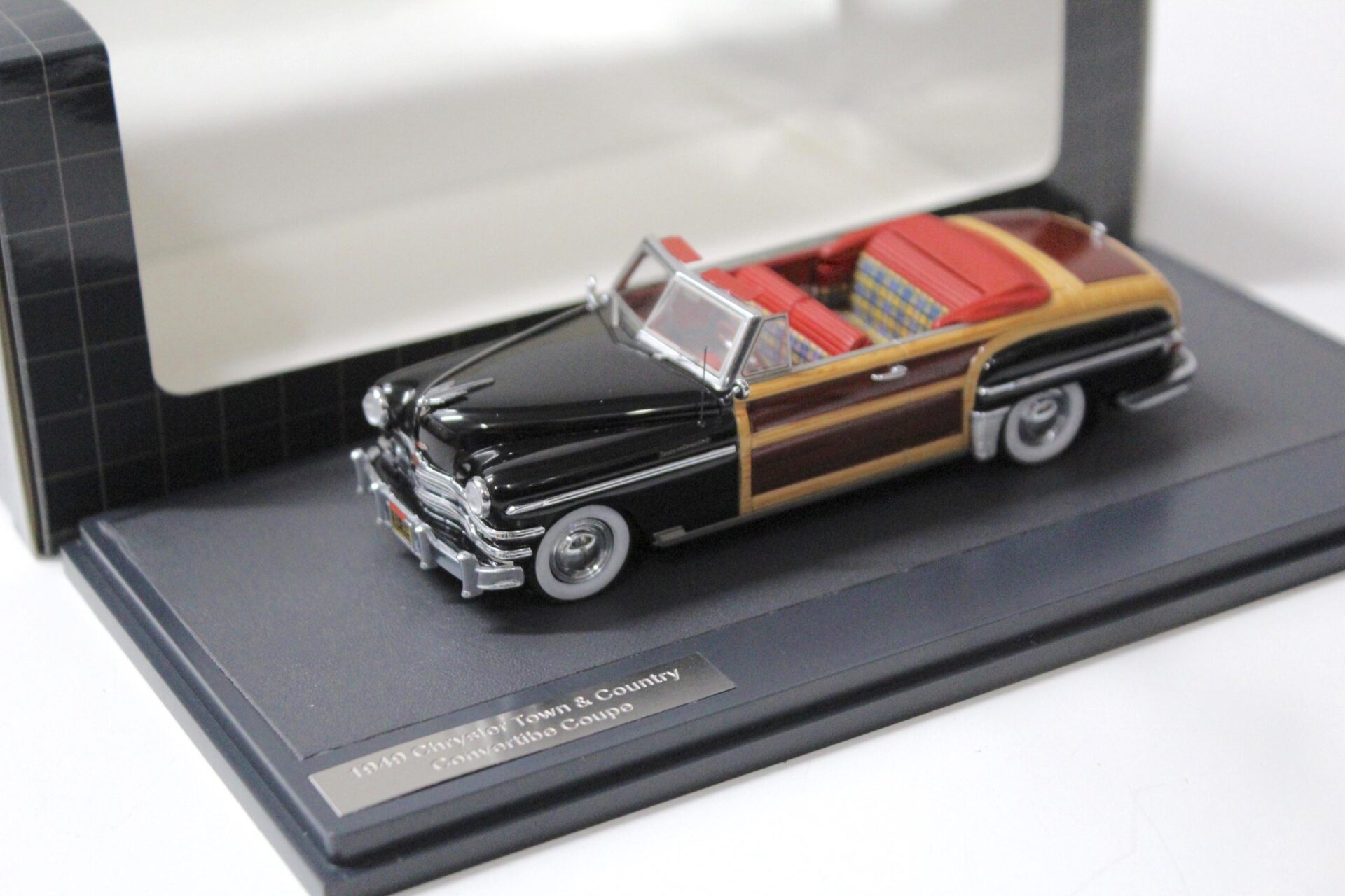 ID 55979 orig.jpg 1:43 Matrix 1949 Chrysler Town & Country Convertible Coupe 1949 black