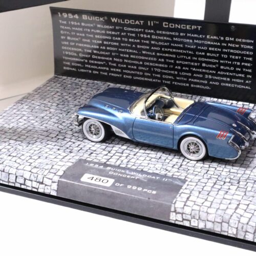 1:43 Minichamps 1954 Buick Wildcat II Concept Car blue metallic