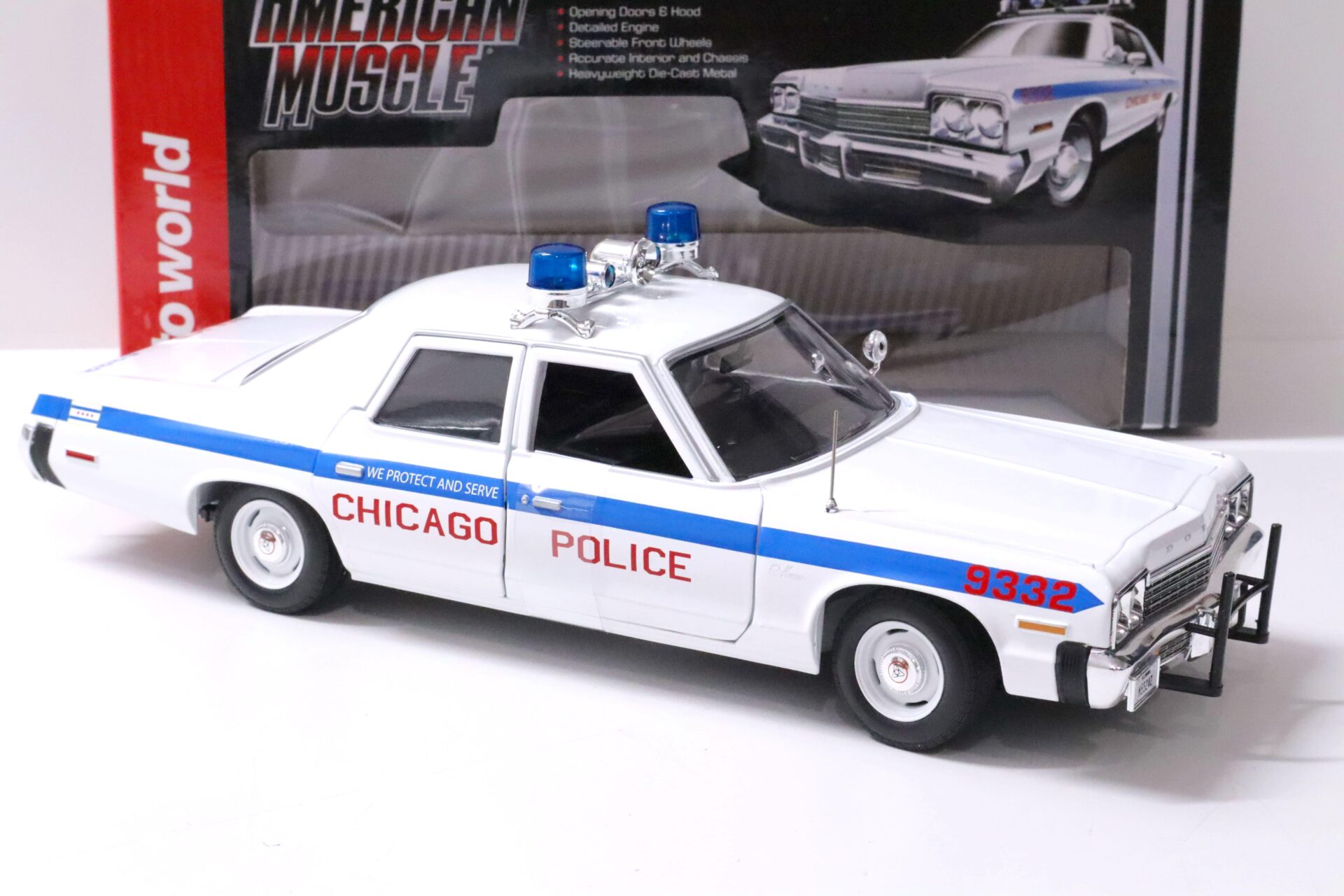1:18 Auto World 1974 Dodge Monaco Chicago Police Car white