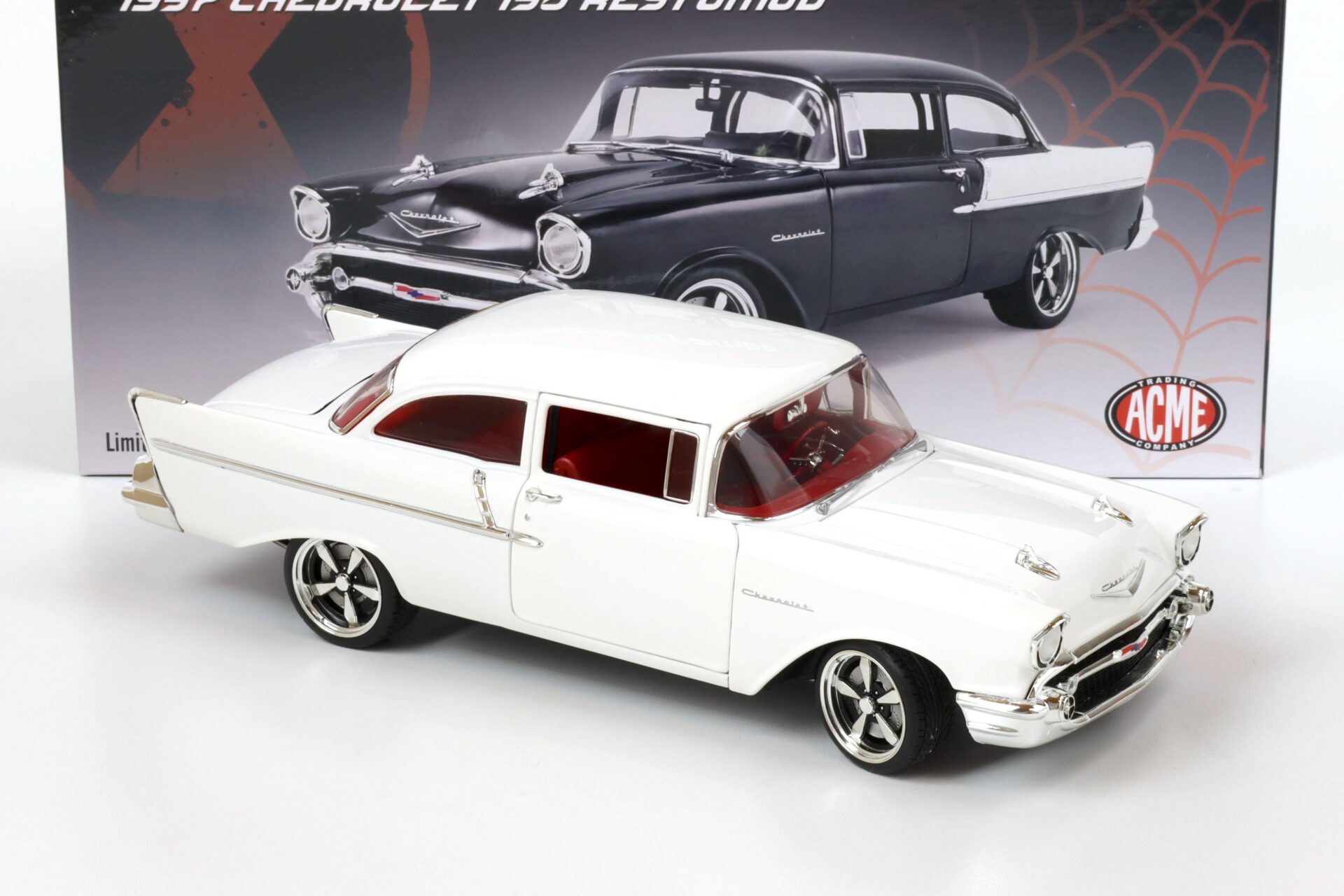 1:18 ACME 1957 Chevrolet Bel Air 150 Custom Restomod HOURGLASS all white