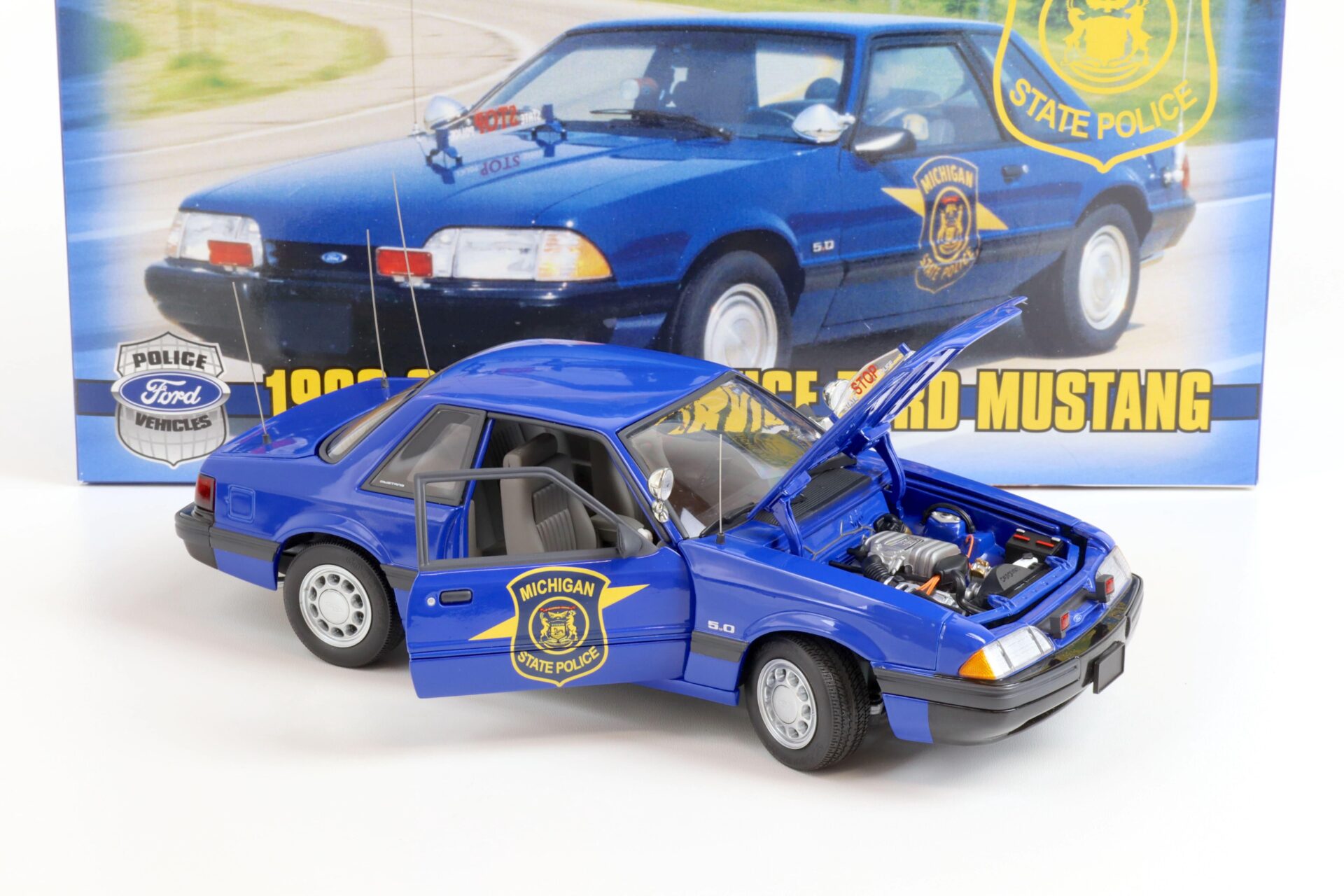 1:18 GMP 1992 Ford Mustang 5.0 Coupe Michigan State Police blue