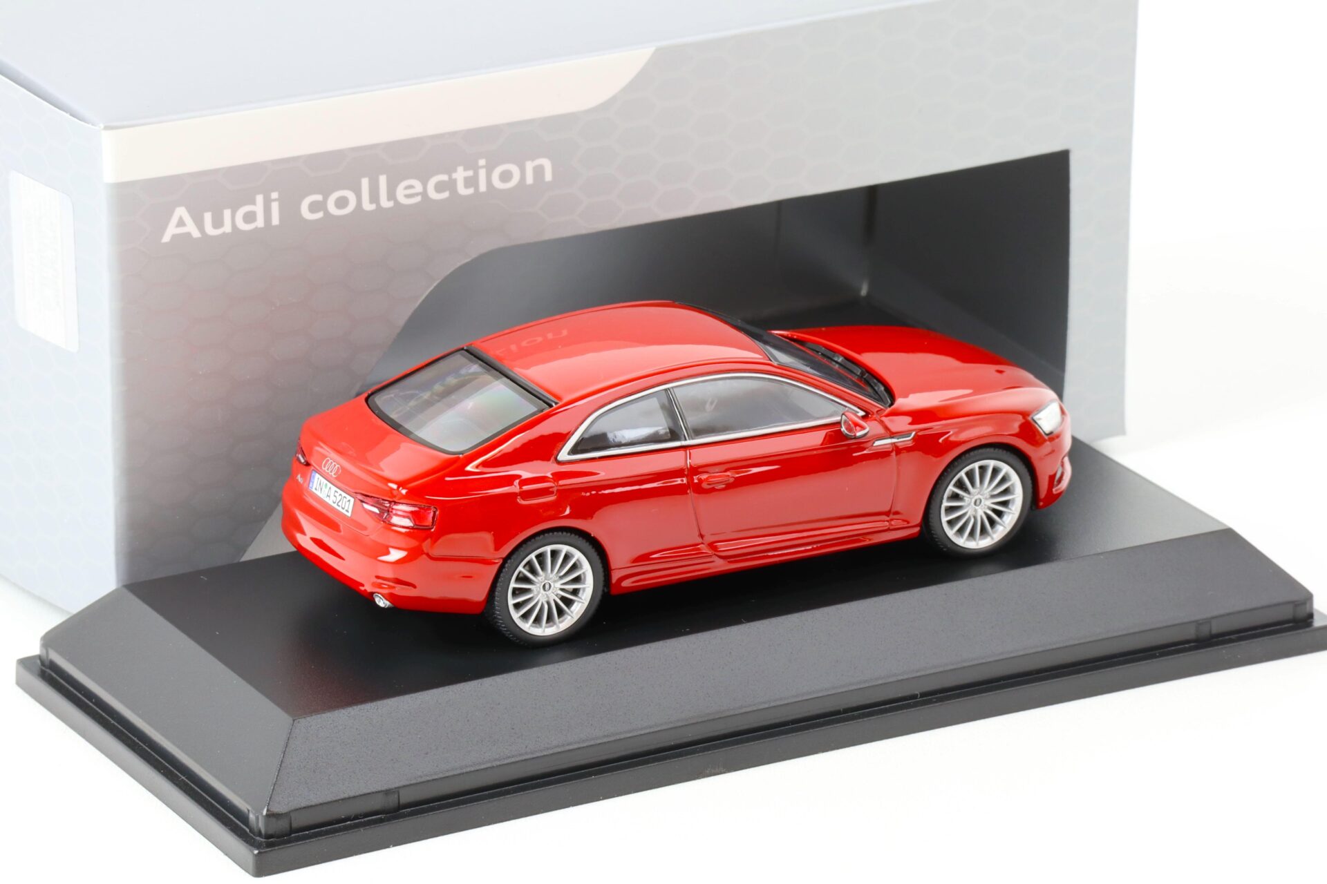 1:43 Spark Audi A5 Coupe Tango red 2017 DEALER VERSION