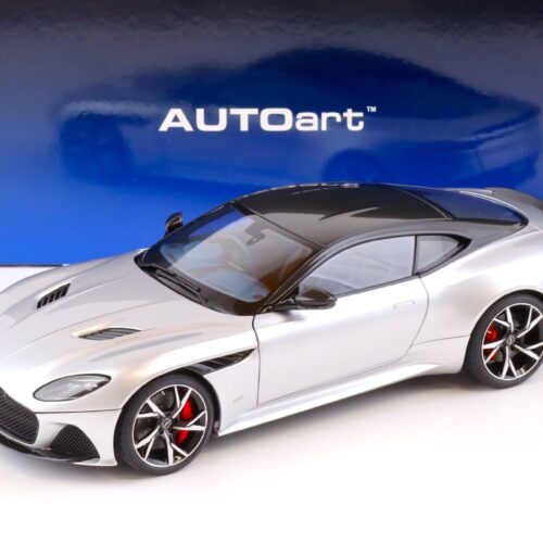 1:18 AUTOart Aston Martin DBS Superleggera Lightning silver metallic 70298