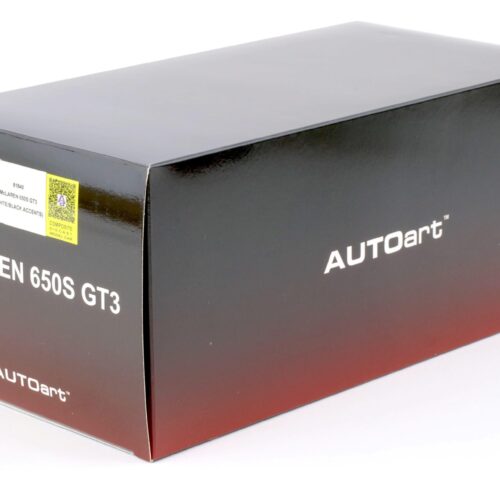 1:18 AUTOart McLAREN 650S GT3 2017 white/ black accents 81640