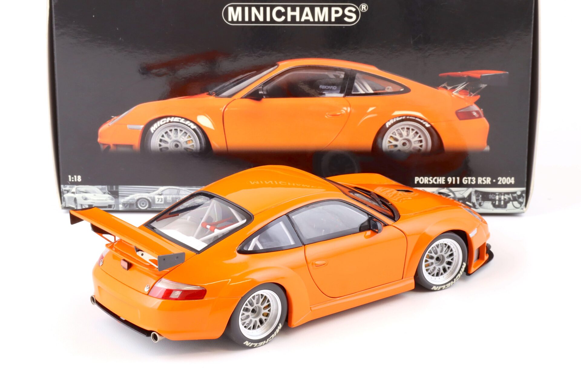 1:18 Minichamps Porsche 911 (996) GT3 RSR ALMS 2004 Plain Body orange