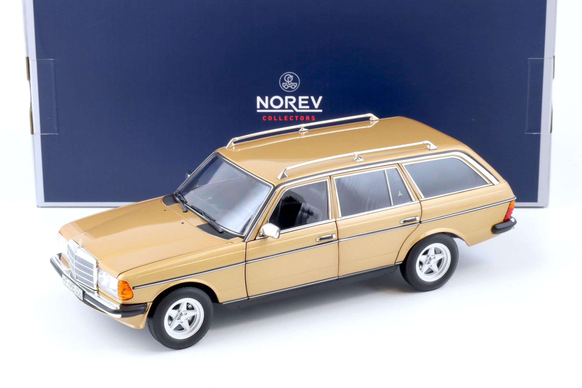 ID 77536 orig.jpg 1:18 Norev Mercedes 200T S123 AMG Spec 1982 gold metallic - Limited 500 pcs.