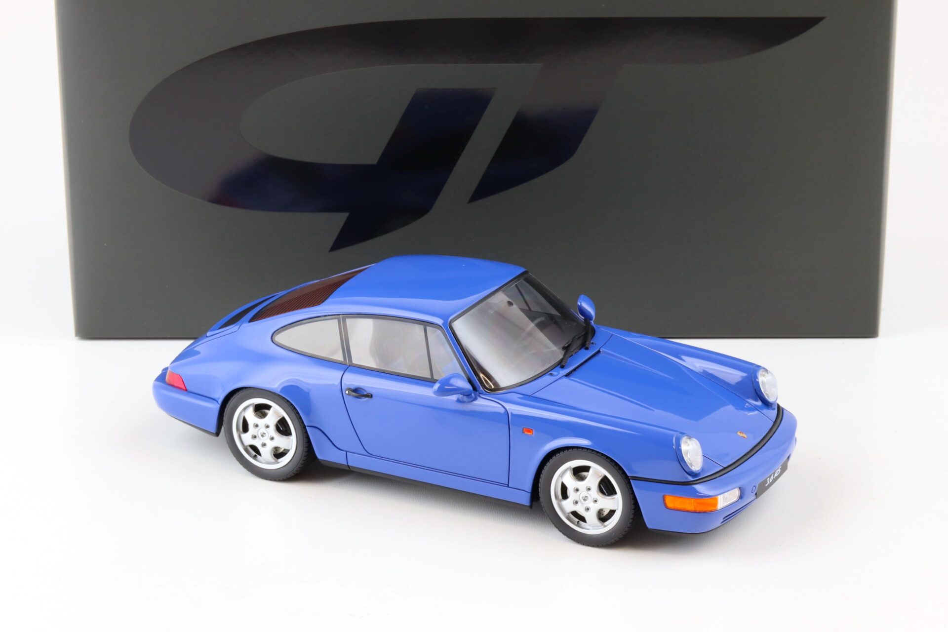 1:18 GT Spirit GT887 Porsche 911 (964) Carrera RS Coupe maritim blue 1992