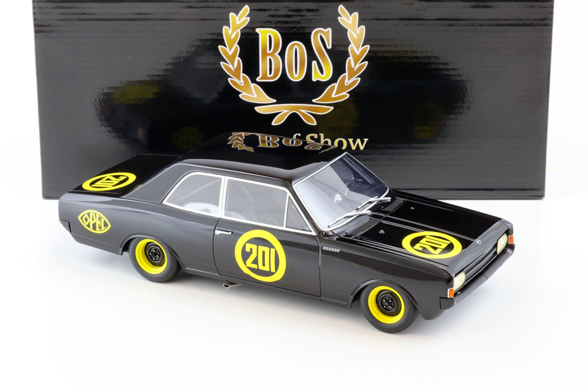 1:18 BOS-Models Opel Rekord C Schwarze Witwe #201 black
