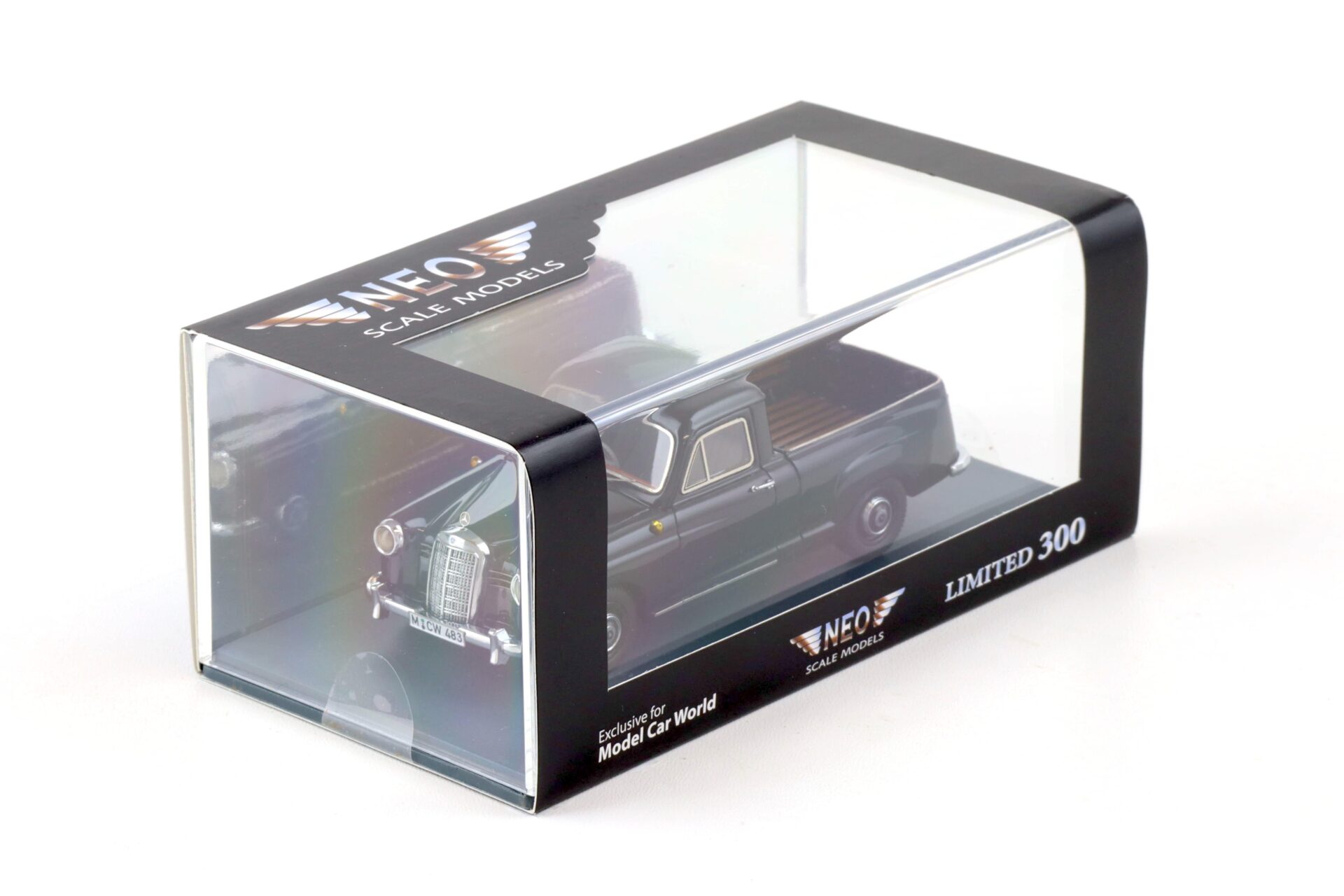 1:43 NEO Mercedes 180 Bakkie Pritsche black MCW Limited 300 pcs.