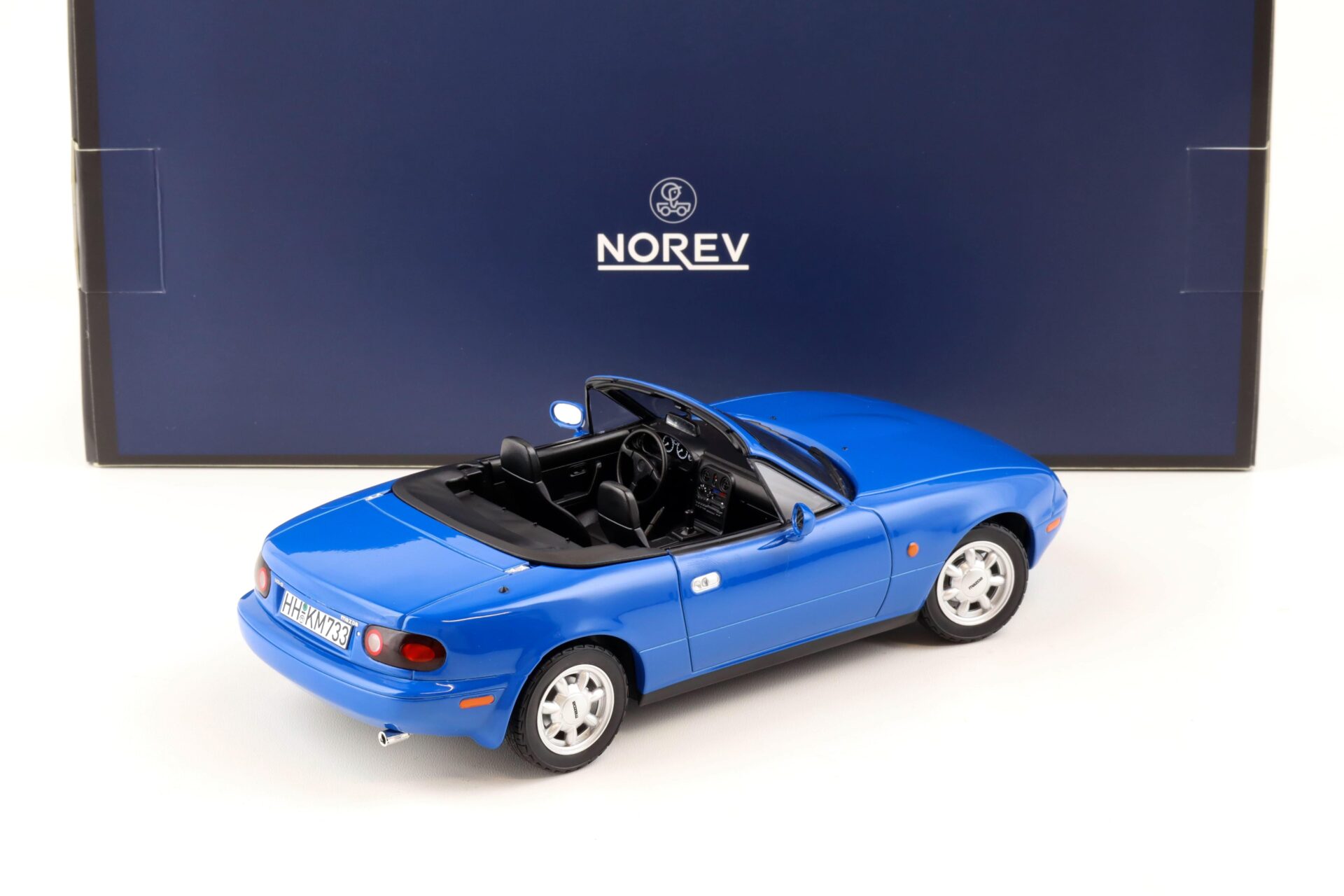 1:18 Norev Mazda MX-5 Roadster 1989 Navy blue - Limited 100 pcs.