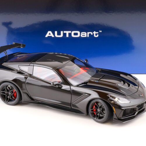 1:18 AUTOart Chevrolet Corvette C7 ZR1 Coupe 2019 Gloss black
