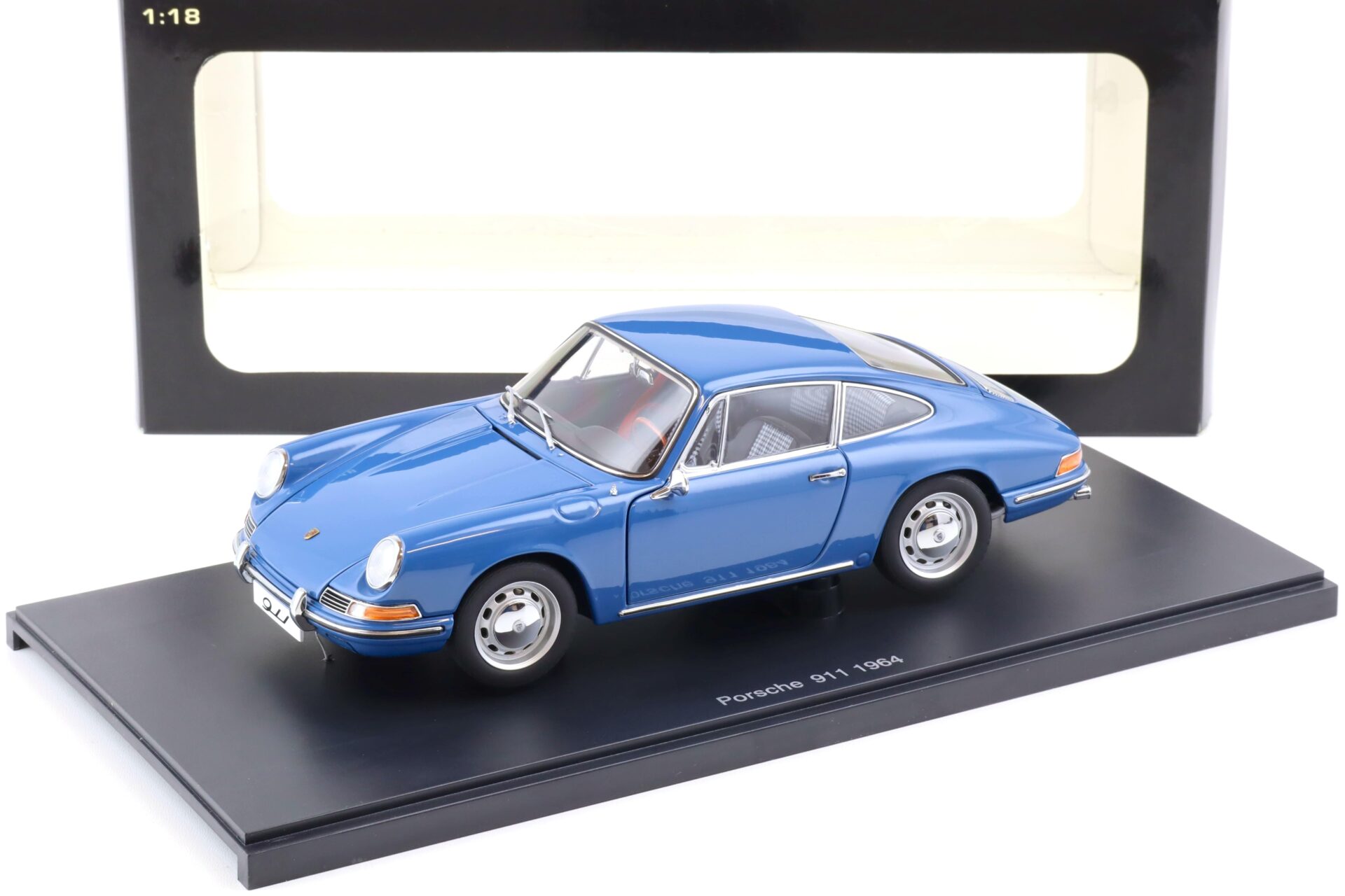 1:18 AUTOart Porsche 911 (901) Coupe 1964 blue 77913