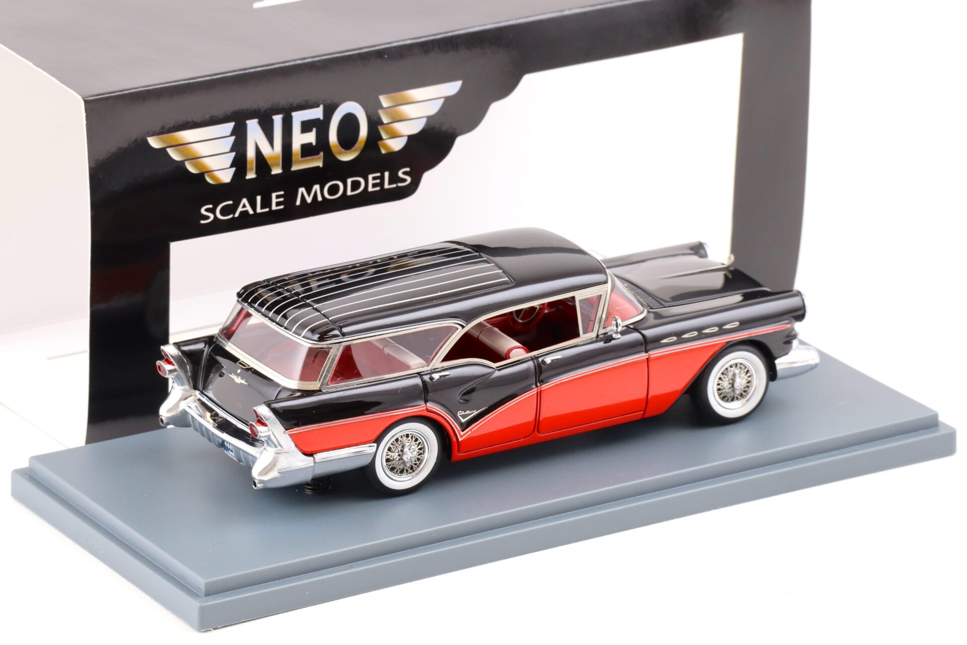 1:43 NEO Buick Century Caballero Estate black/ red 1958