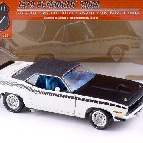 1:18 Highway61 Plymouth Cuda AAR Coupe 1970 white/ black vinyl roof 50613