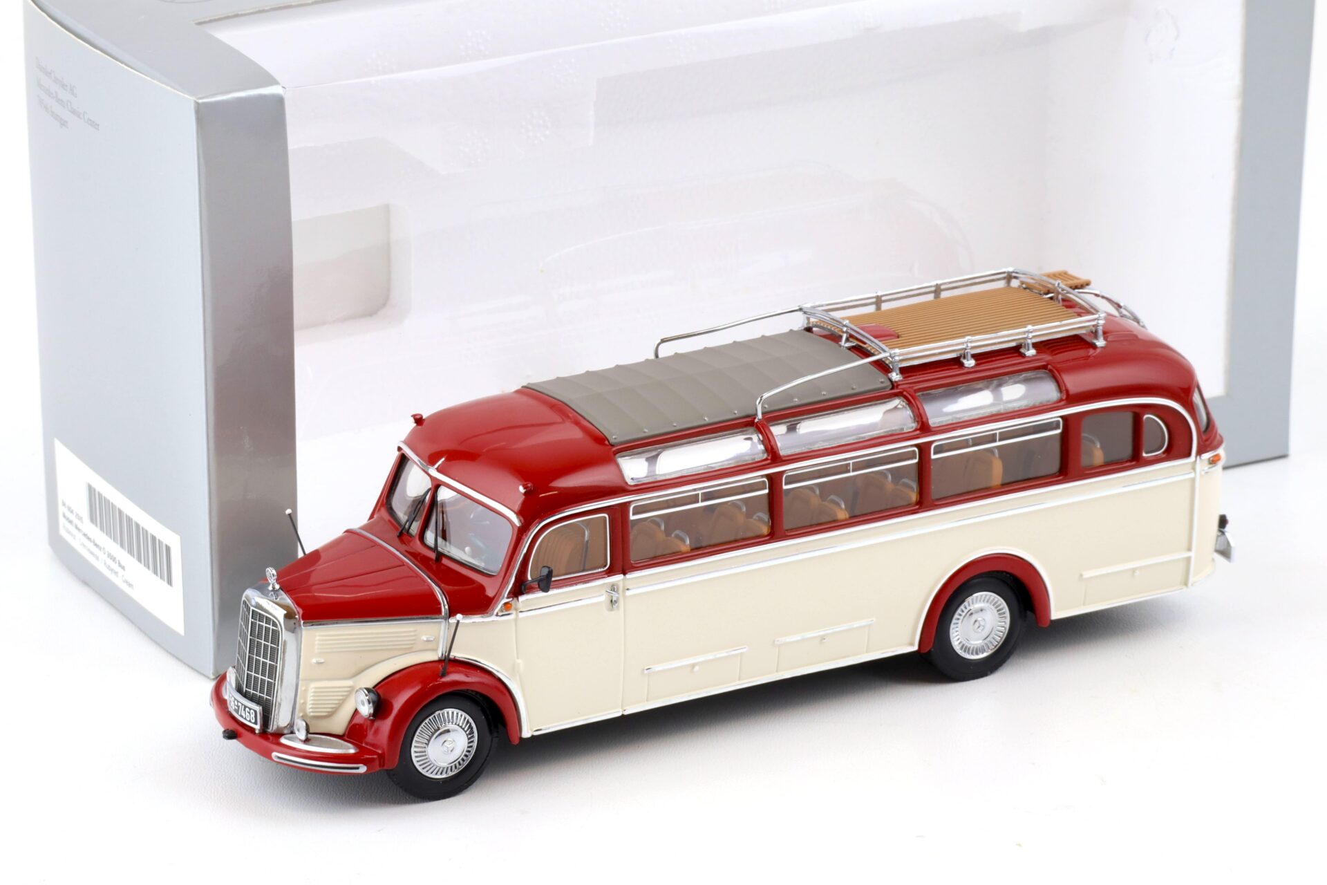 ID 87908 orig.jpg 1:43 Minichamps Mercedes O 3500 BUS Ruby red/ cream white DEALER VERSION