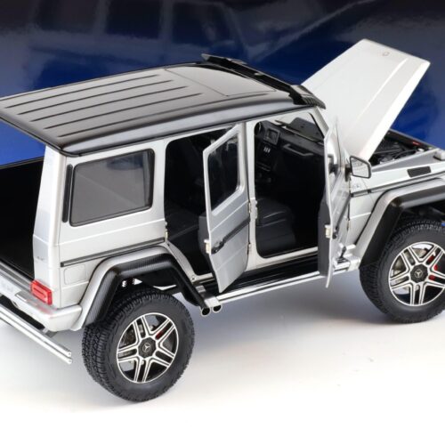 1:18 AUTOart Mercedes G500 4Ã4² G-Klasse silver metallic 76318